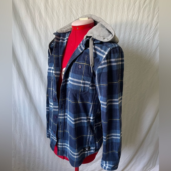 DC Plaid Shirt w/ Hood - Picture 2 of 7